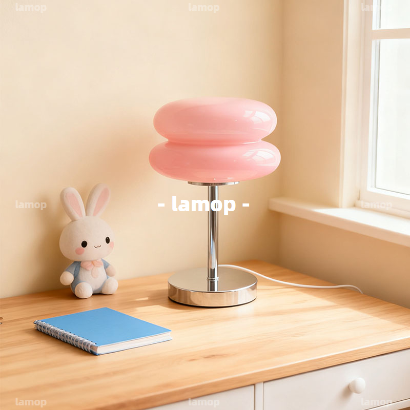โคมไฟตั้งโต๊ะข้างเตียงสไตล์เรโ - Decor Lighting Table Lamps บทวิจารณ์และราคา